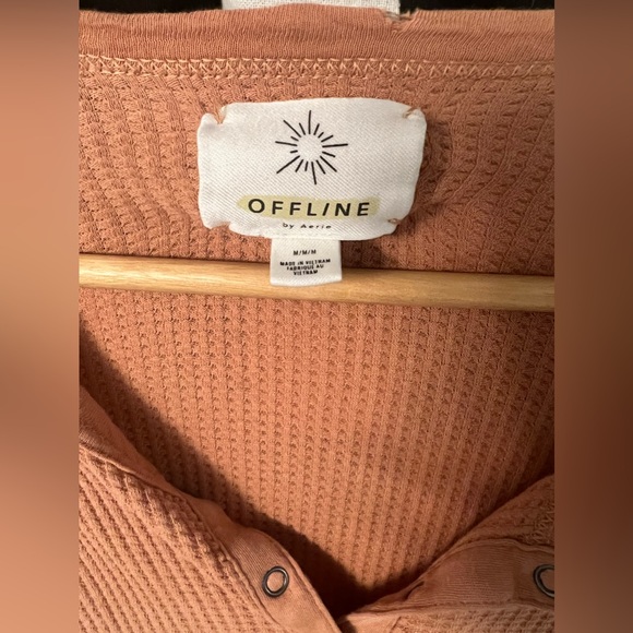 Aerie Offline Themal Long Sleeve Top - Picture 4 of 10